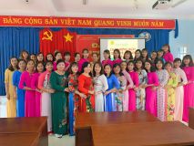 HỌP MẶT 8/3/2020