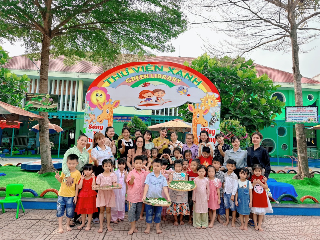 HOẠT ĐỘNG TRẢI NGHIỆM LÀM BÁNH PHỤC LINH CỦA  CÁC BÉ LÁ 5