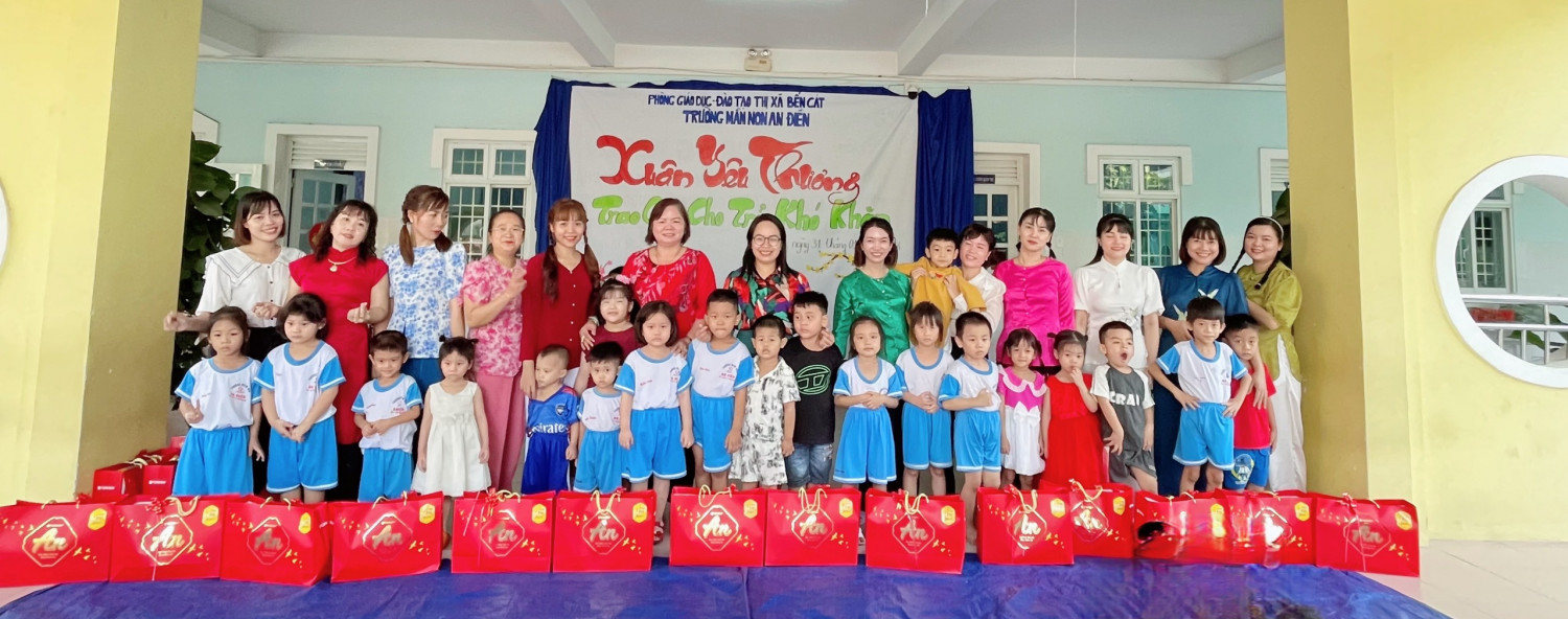 XUÂN YÊU THƯƠNG, TRAO QUÀ CHO TRẺ KHÓ KHĂN VÀ GÓI BÁNH CHƯNG BÁNH TÉT MỪNG NĂM MỚI